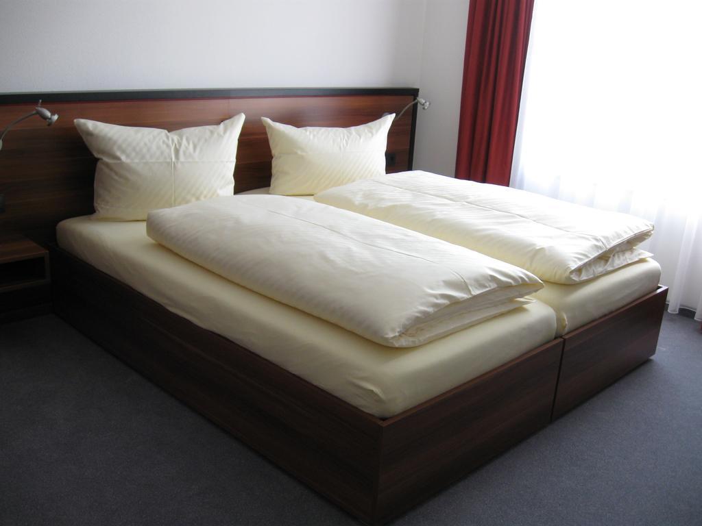 Allgaeuhotel Memmingen Nord Ngoại thất bức ảnh